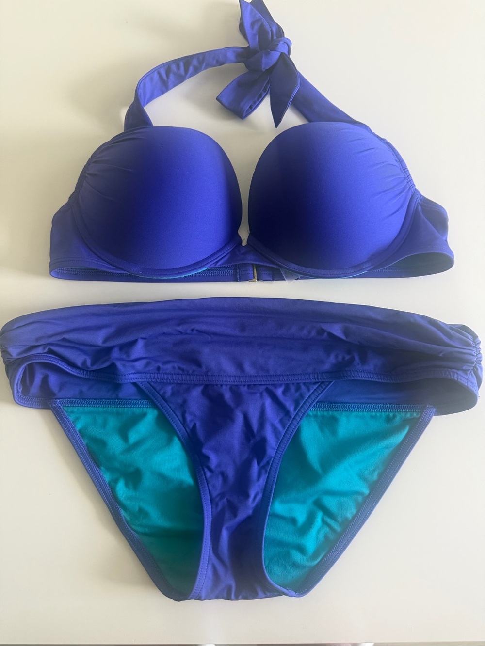 Victoria's Secret Bombshell Halter Bikini Set (26B/Medium)